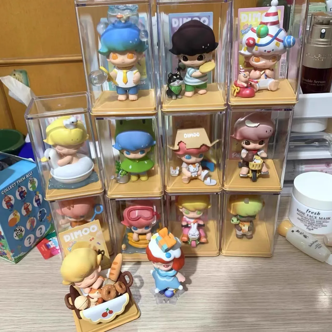 Figure Display Box - Stackable Dust‑Proof Figure Display Case Clear